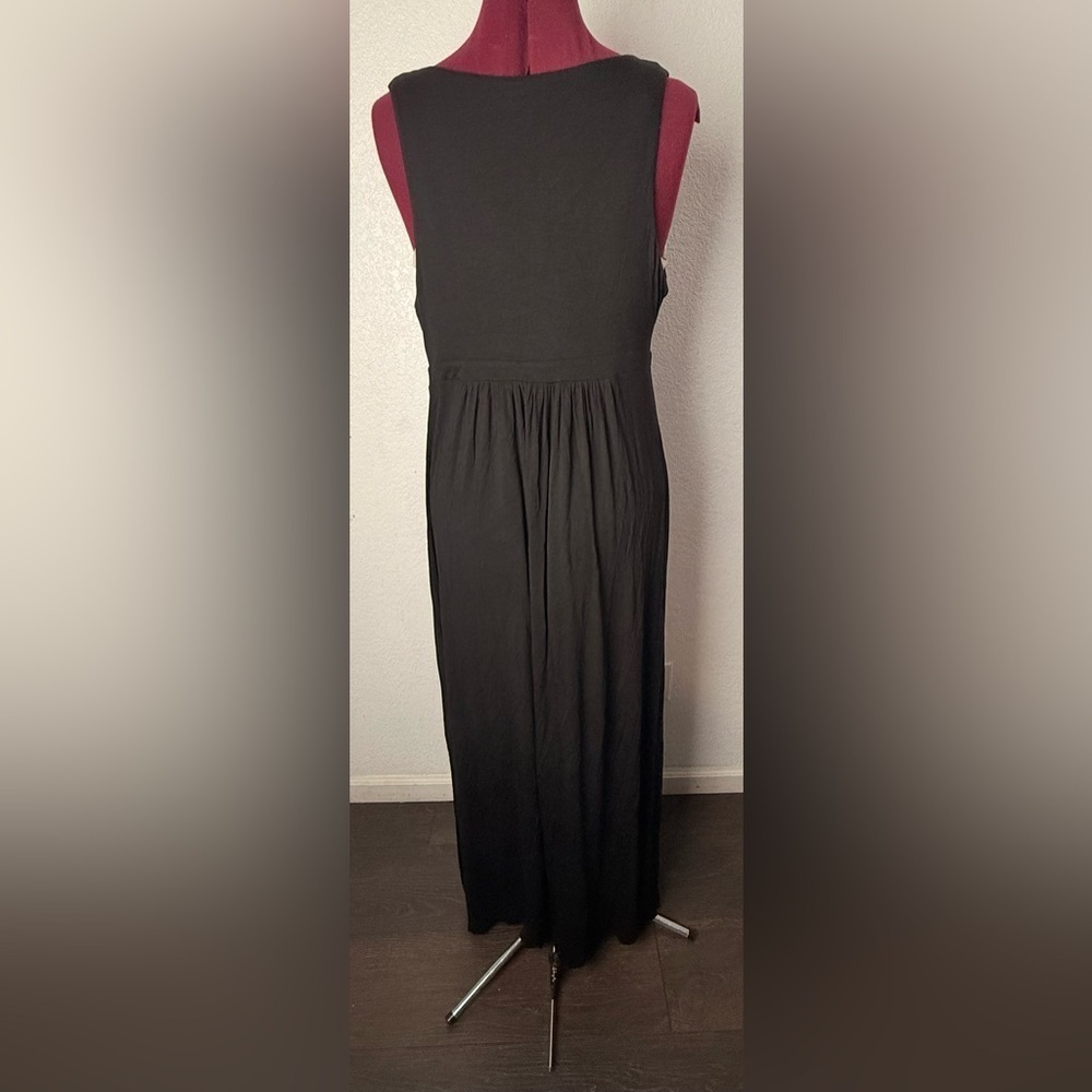 Matty M Black Sleeveless Maxi Dress - Picture 2 of 8